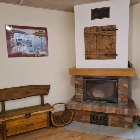 Dom Z Klimatem Apartment *