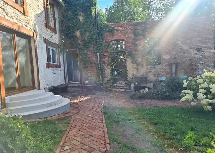 Dom Z Klimatem Apartment *